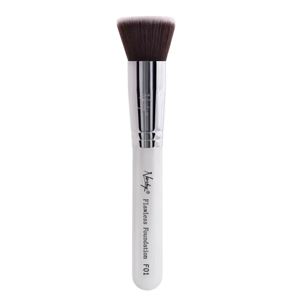Nanshy Flawless Foundation