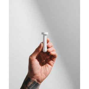 Magnetic Handle